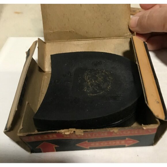 Vintage Hood Arrow Rubber Heels Size 10-11 Black New Old Stock - Picture 5 of 8